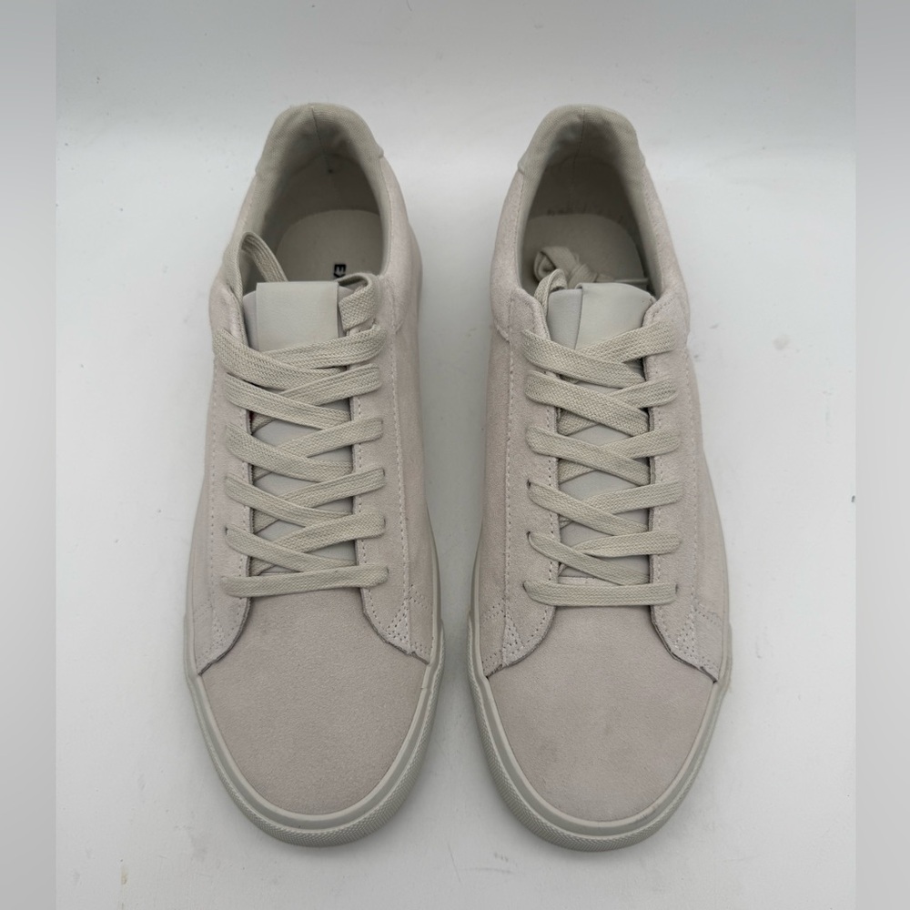 BRAND NEW Men's EXPRESS Suede Leather Bone Off White Sneakers Size 10 - Picture 3 of 7